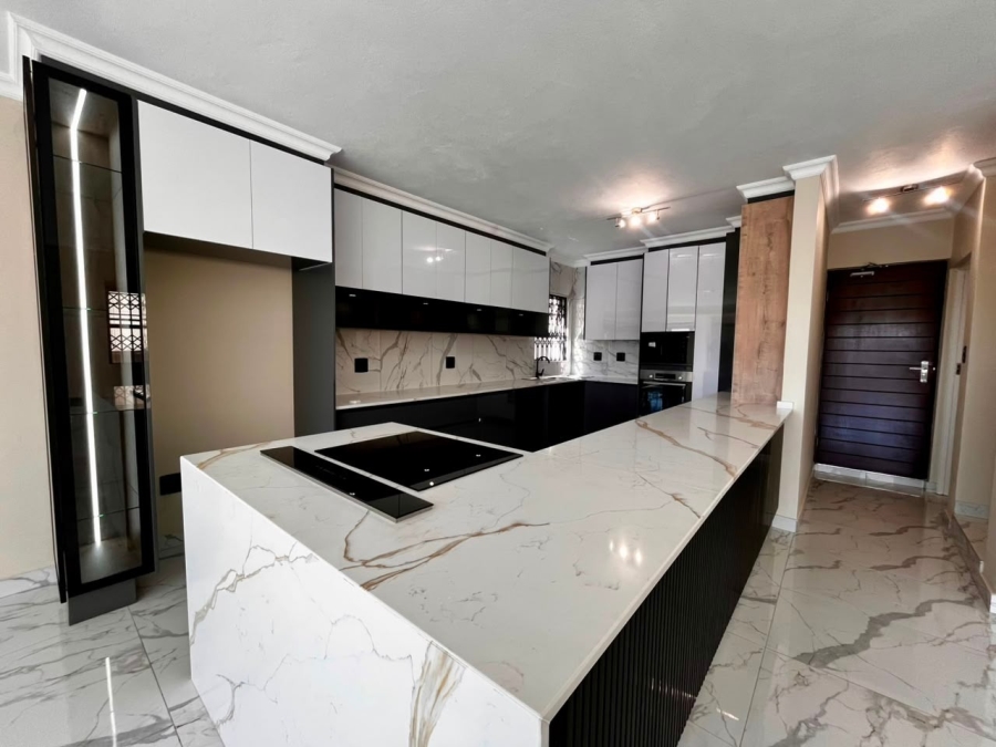 To Let 4 Bedroom Property for Rent in Cashan North West